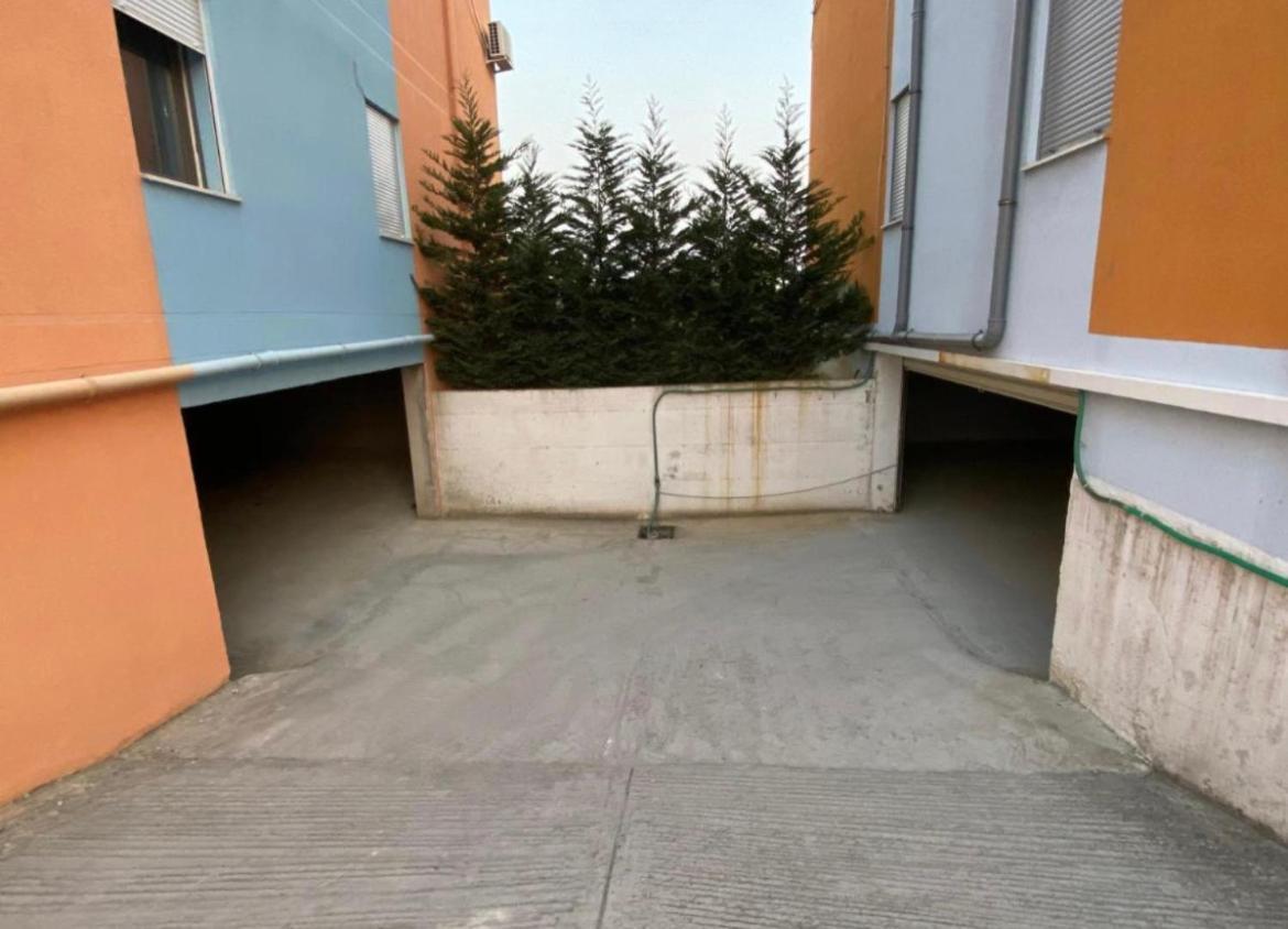 Emma'S Apartments Tirana Exterior foto